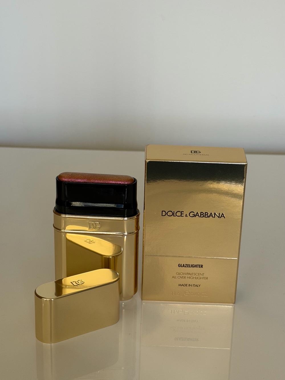 Dolce & Gabbana Glaze Highlighter - Gold with Rose shimmer